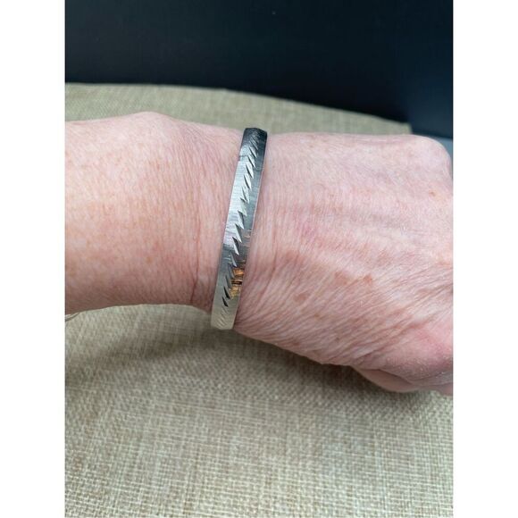 Vintage Monet Silvertone Diamond Cut Bangle Bracelet - Picture 2 of 9